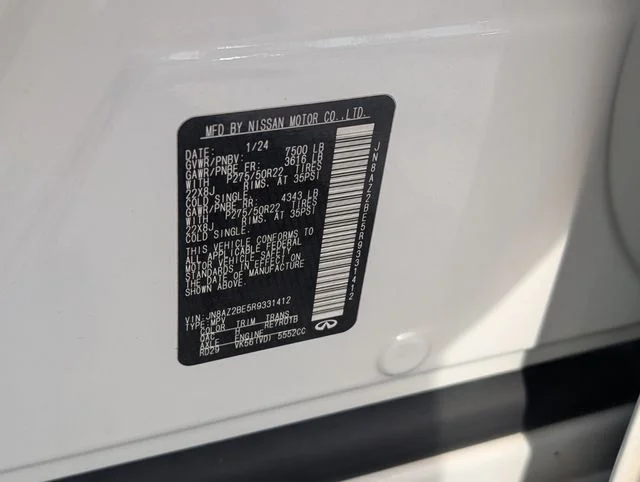 Used 2024 White INFINITI Sensory image 18