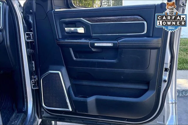Used 2019 Silver Ram Laramie image 23
