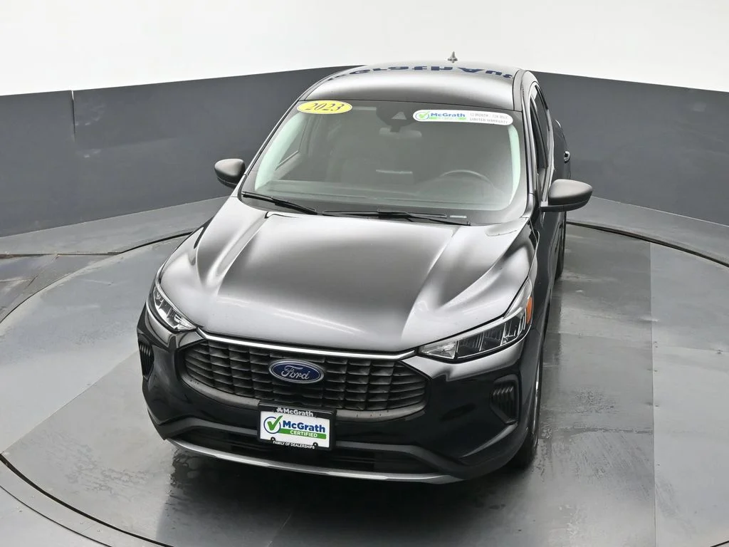 Used 2023 Black Ford Active image 27