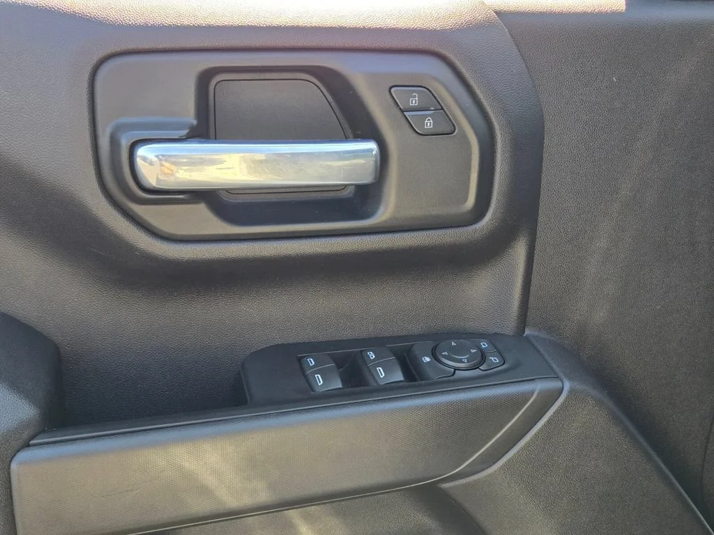 Used 2023 Summit White Chevrolet Custom Trail Boss image 17