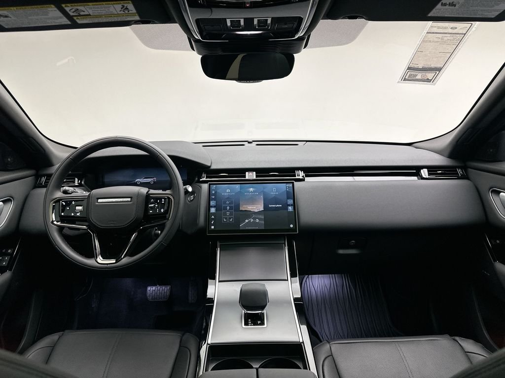 New 2026 Santorini Black Metallic Land Rover S image 8