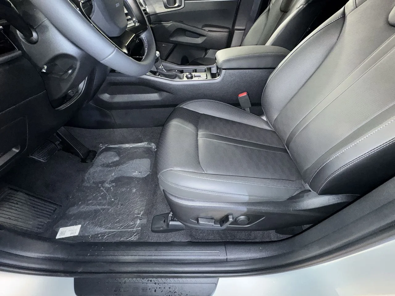 New 2026 Ivory Kia X-Line EX image 15