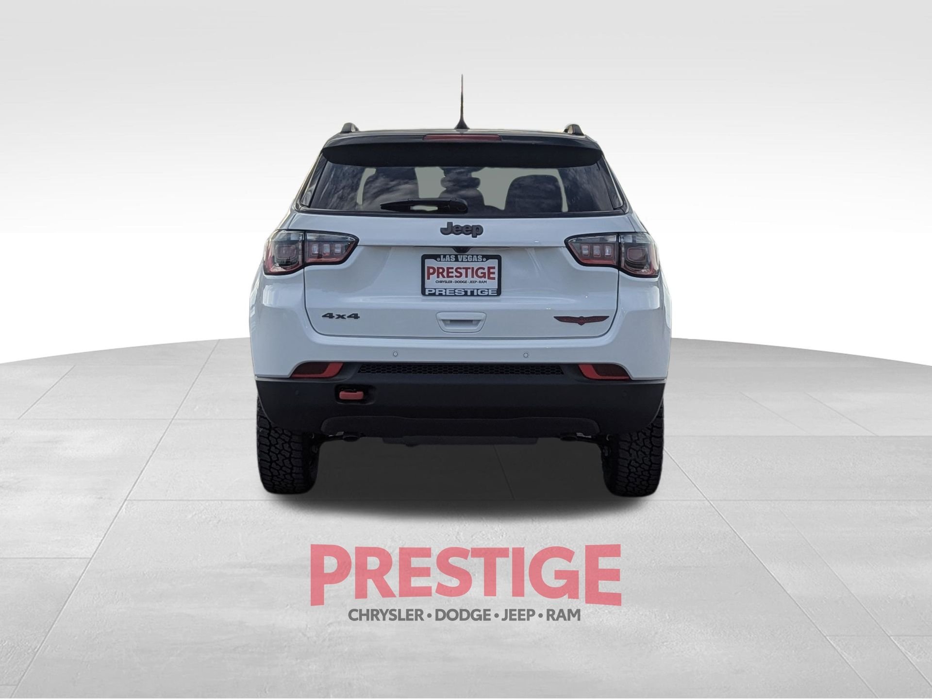 New 2026 Bright White Clear-Coat Exterior Paint Jeep Trailhawk image 6