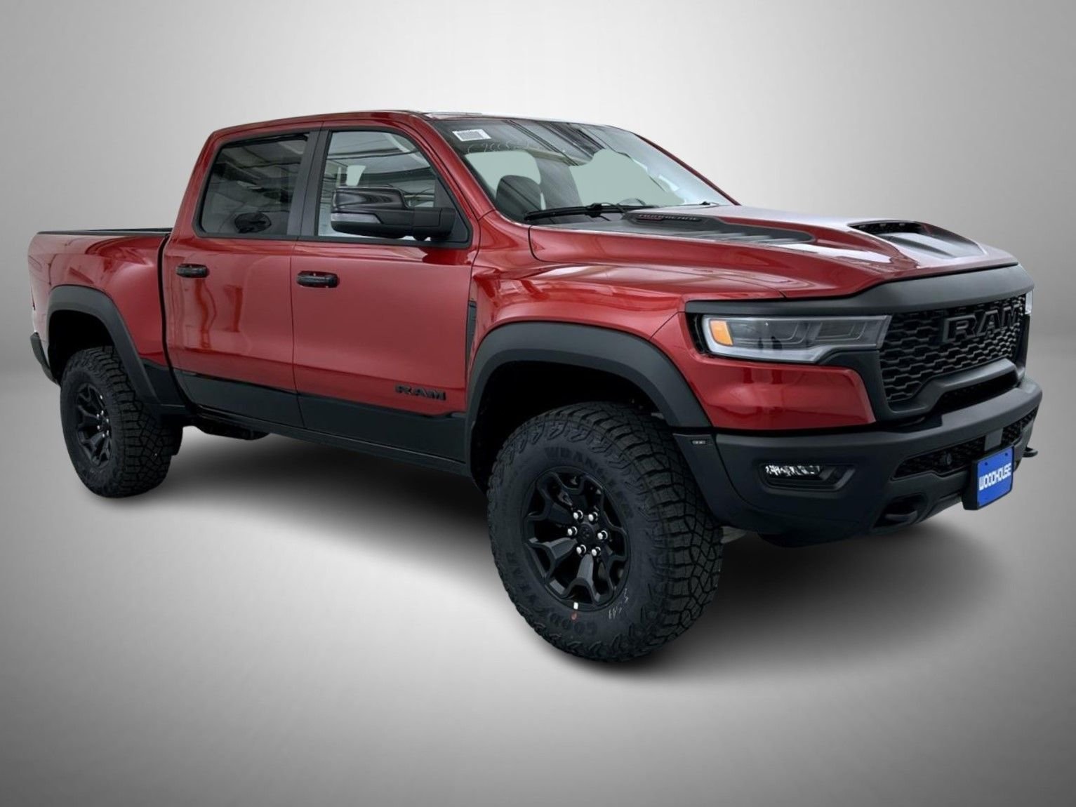 New 2026 Molten Red Pearl-Coat Exterior Paint RAM RHO image 3
