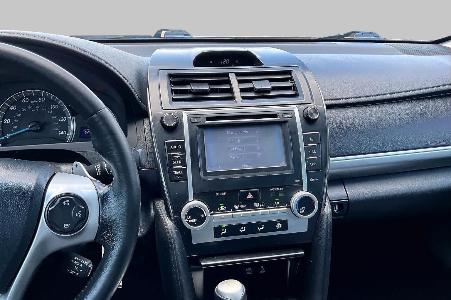 Used 2012 Classic Silver Metallic Toyota SE image 6