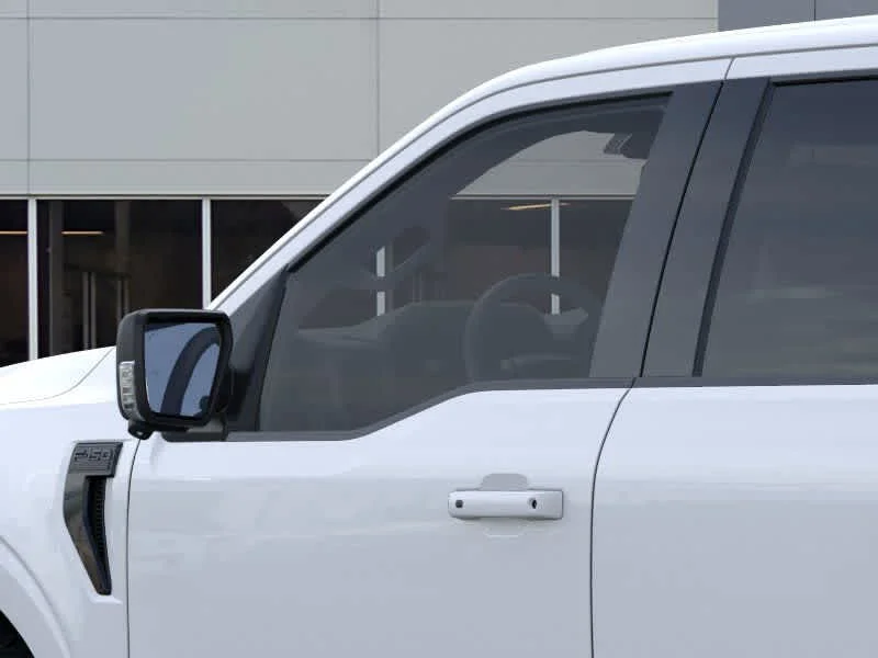 New 2026 Oxford White Ford XLT image 20