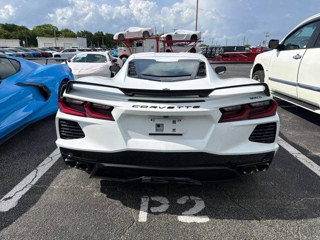 Used 2023 White Chevrolet Stingray image 15