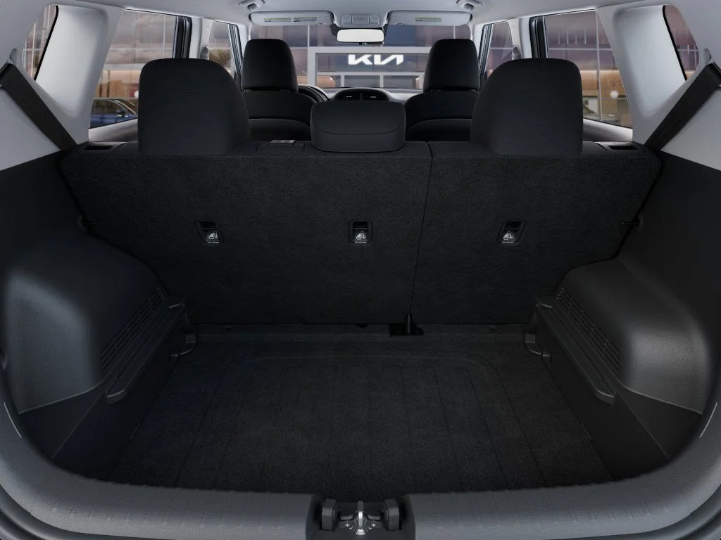 2025 Kia Soul LX - Photo 19