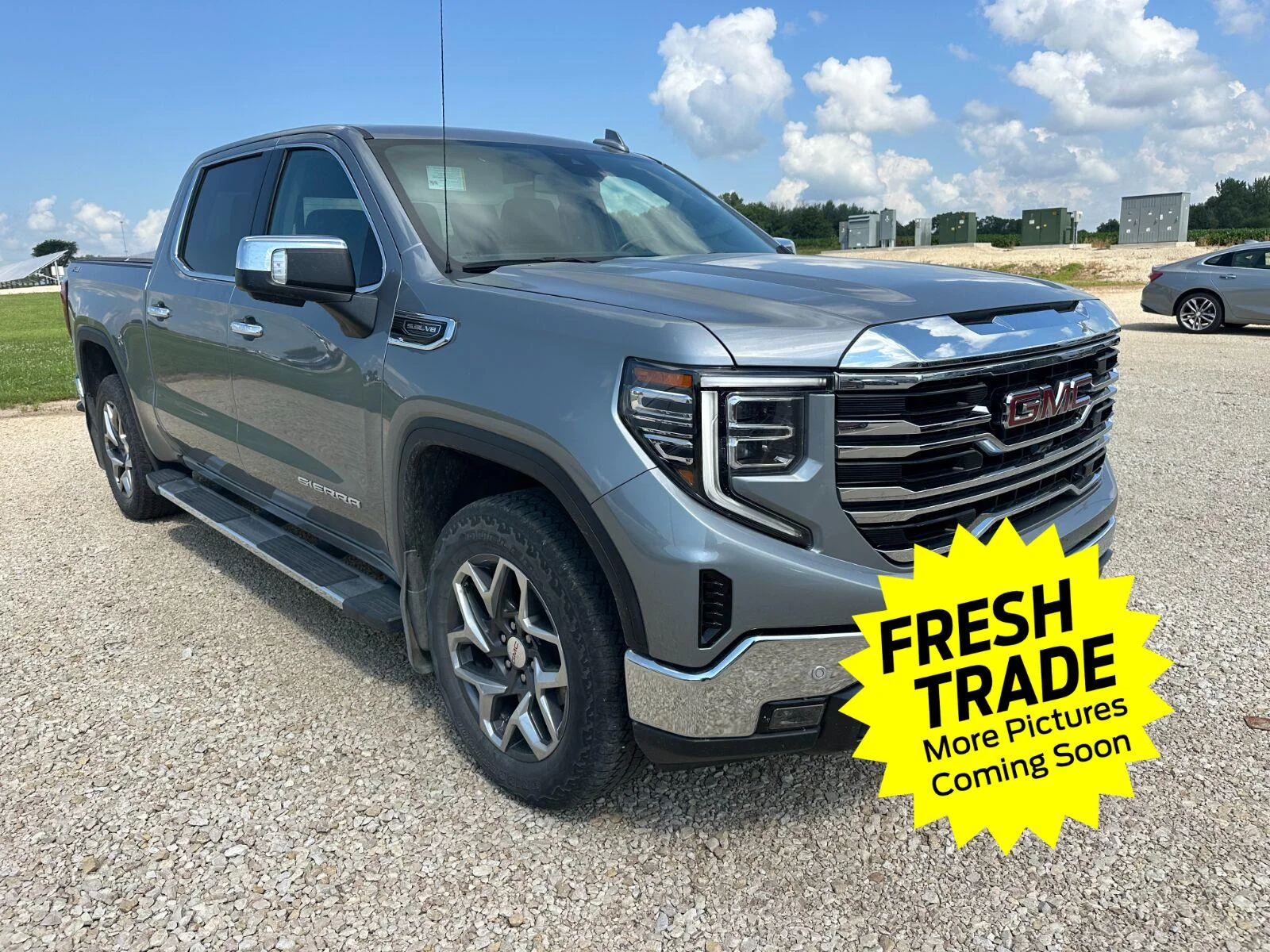 Used 2023 Sterling Metallic GMC SLT image 7