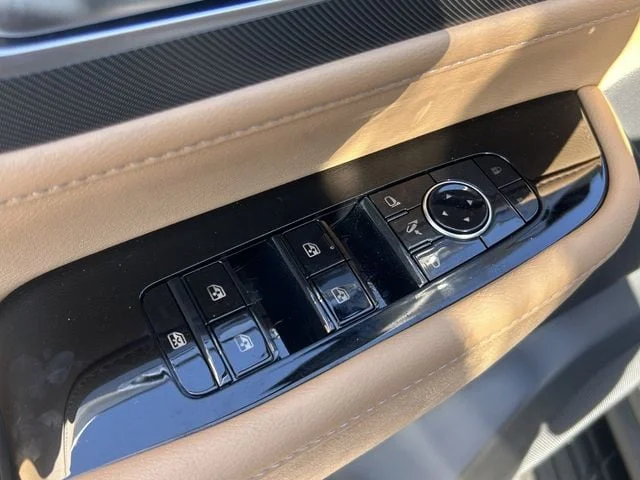 New 2027 DYNAMIC METAL INFINITI Luxe 4WD image 24