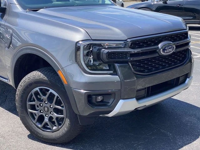 Certified Used 2025 Gray Ford XLT image 29