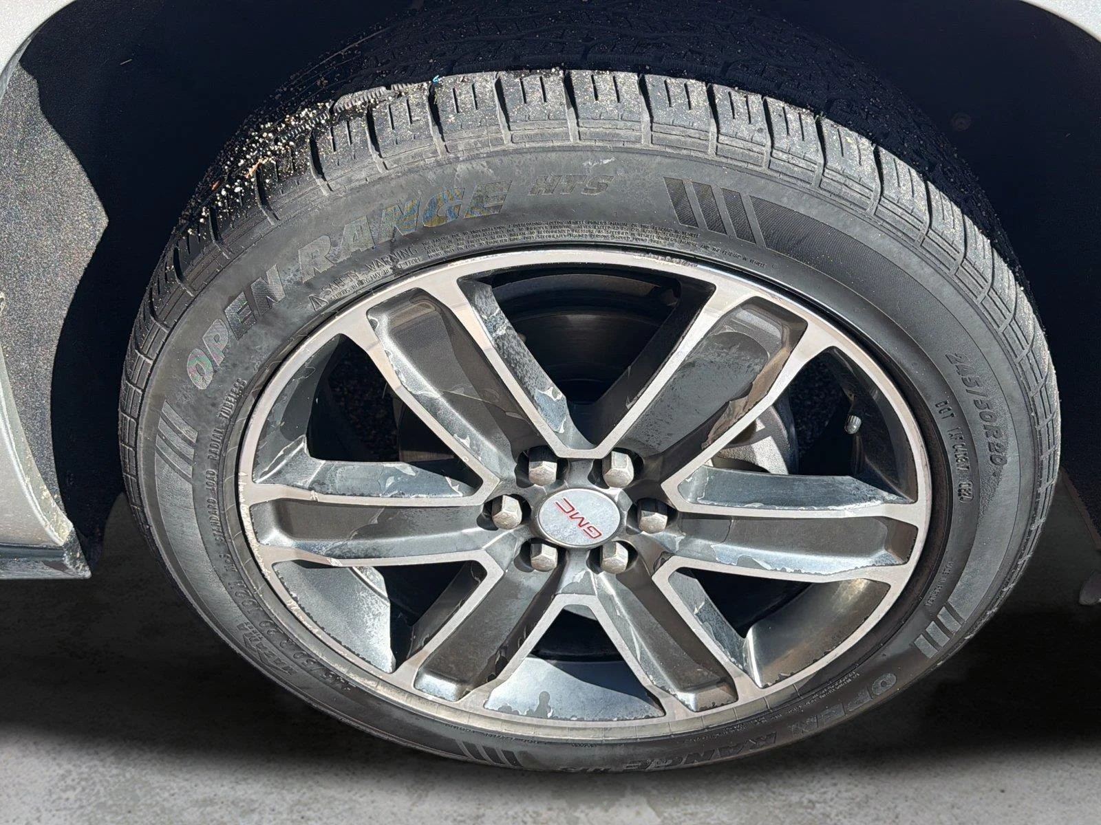 Used 2017  GMC Denali image 9