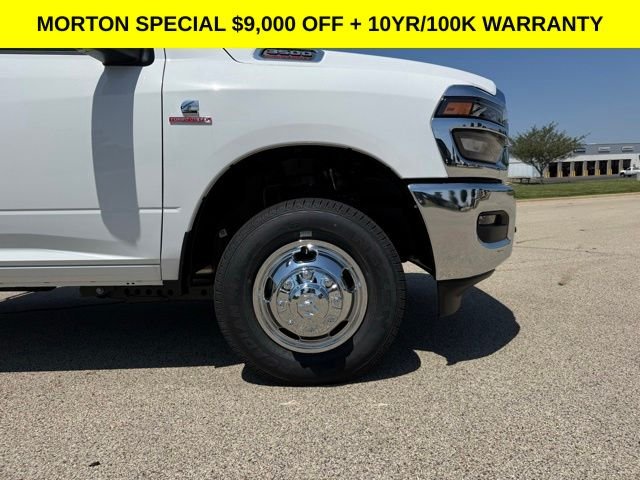 New 2026 Bright White Clear-Coat Exterior Paint Ram Tradesman image 3