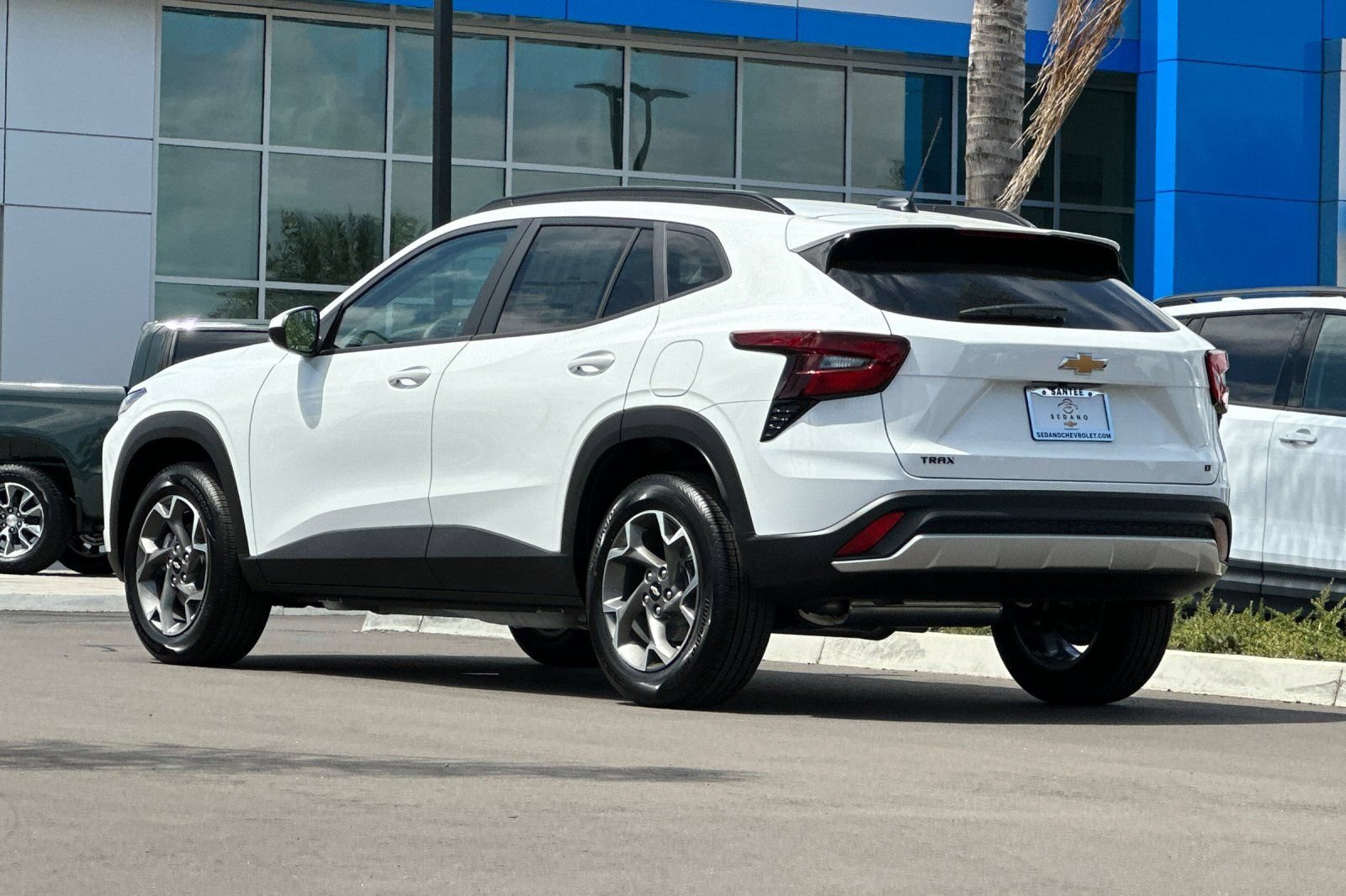 New 2026 Summit White Chevrolet LT image 6