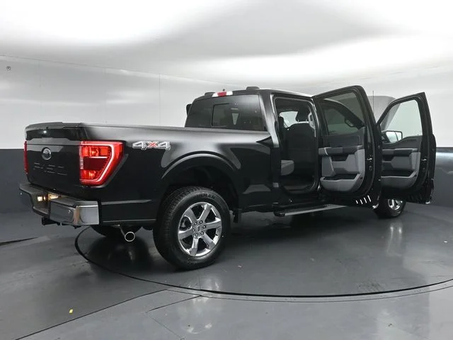 Used 2023 Black Ford XLT image 55
