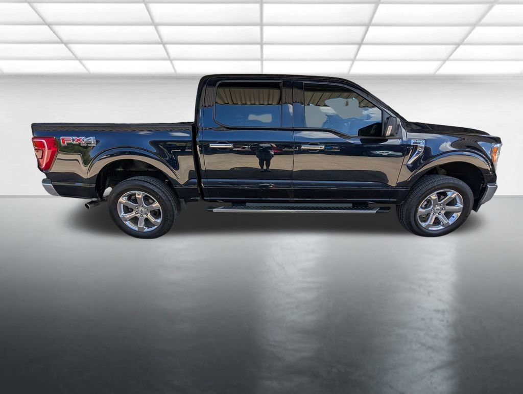 Used 2022 Blue Ford XLT image 28