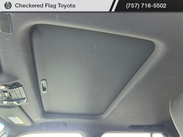 Used 2024 Meteor Shower Toyota Base image 9