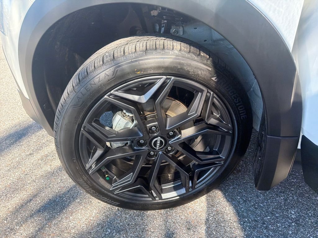 New 2026 Nissan Kicks SR 4D Sport Utility