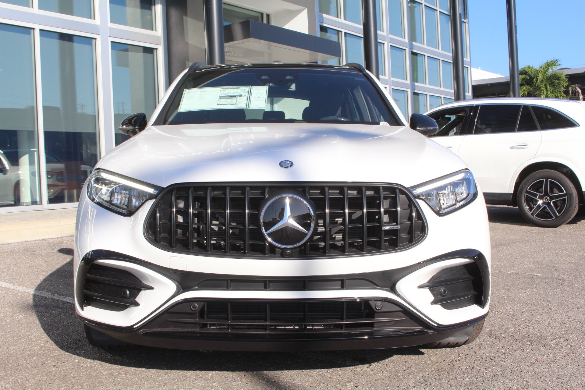 New 2026 MANUFAKTUR Moonlight White Metallic Mercedes-Benz AMG® GLC 43 image 10