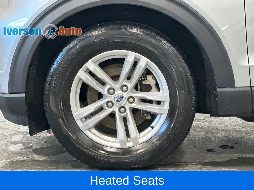Used 2024 Silver Ford XLT image 11