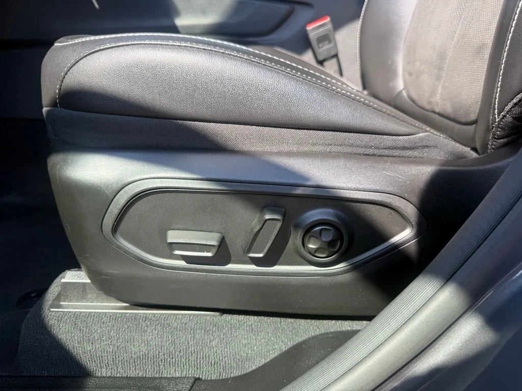Certified Used 2024 Gray Jeep Altitude image 14