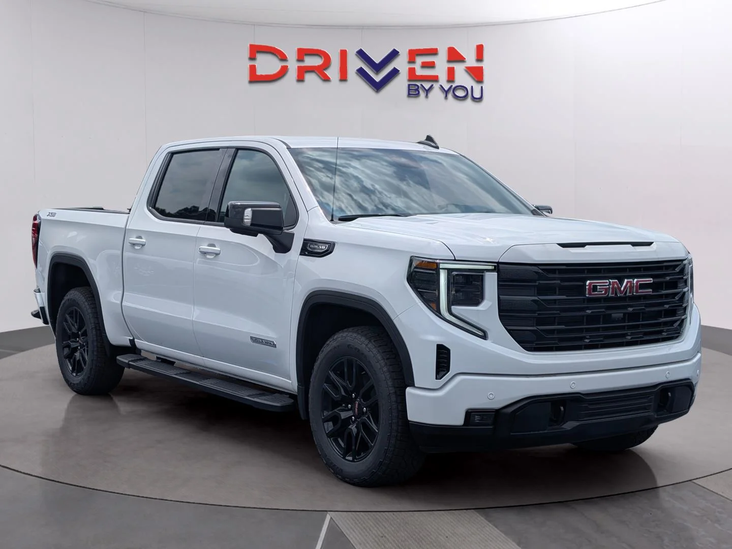 New 2026 Summit White GMC Elevation image 7
