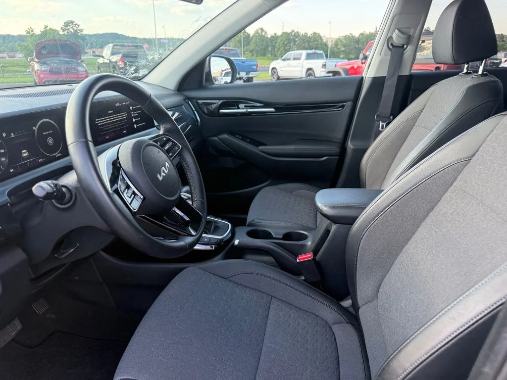 Used 2024 Gray Kia S image 4