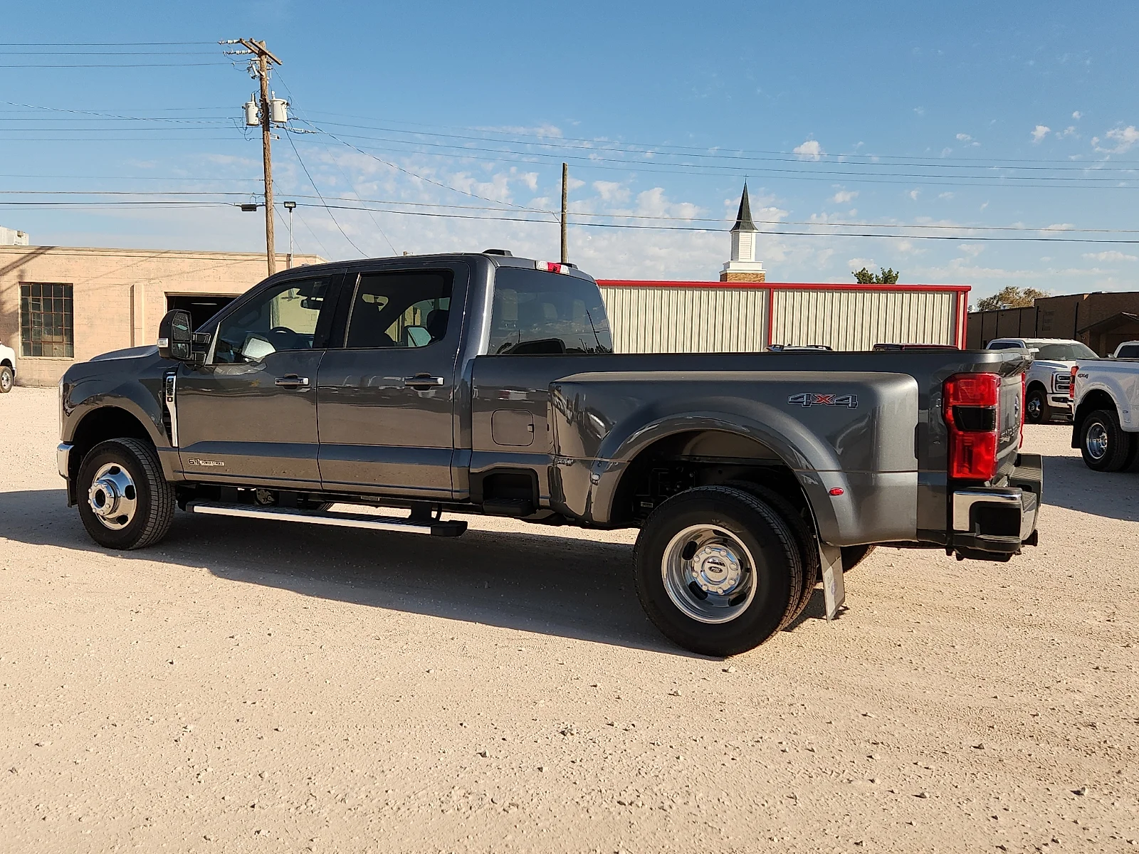New 2026 Carbonized Gray Metallic Ford Lariat image 4