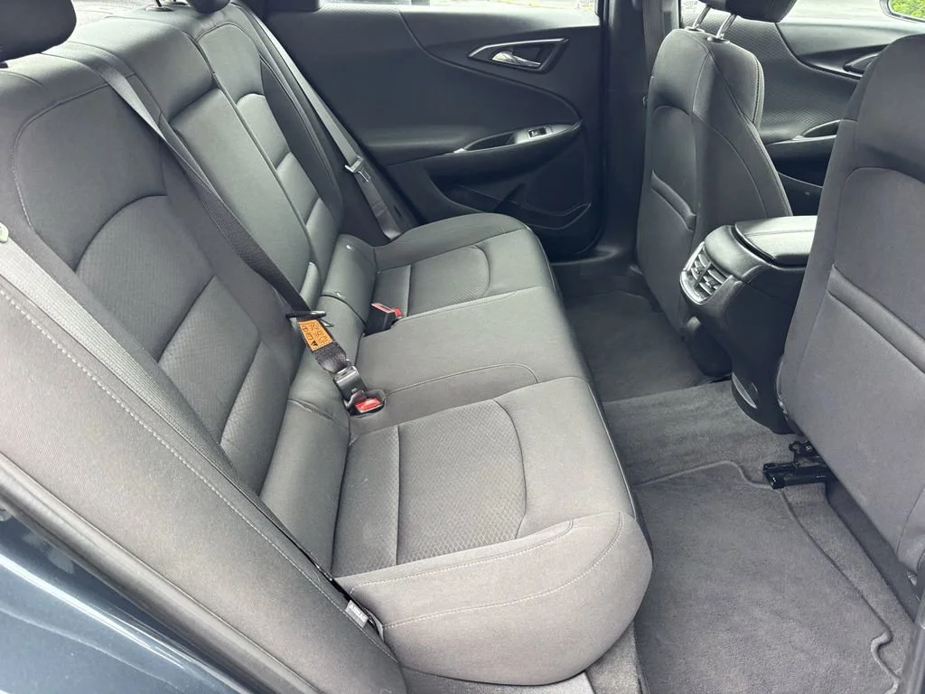 Used 2021 SHADOW GRAY METALLIC Chevrolet LT image 20