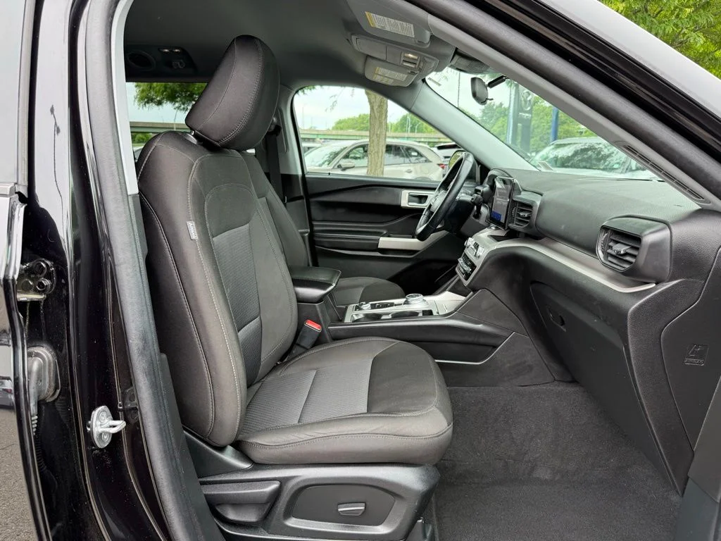 Used 2023 Black Ford XLT image 31