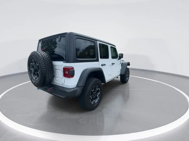 Used 2022 White Jeep Unlimited Rubicon 4xe image 8