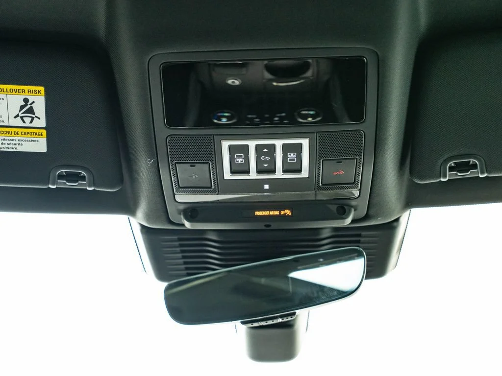 New 2026 Carpathian Gray Premium Metallic Land Rover Gemini Edition image 41