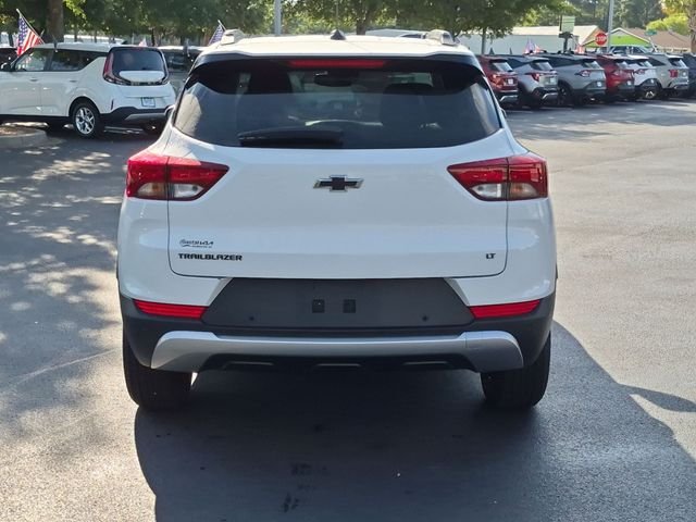 Used 2021 White Chevrolet LT image 4