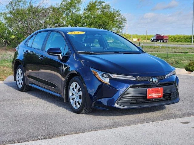 Used 2025 Blueprint Toyota LE image 3