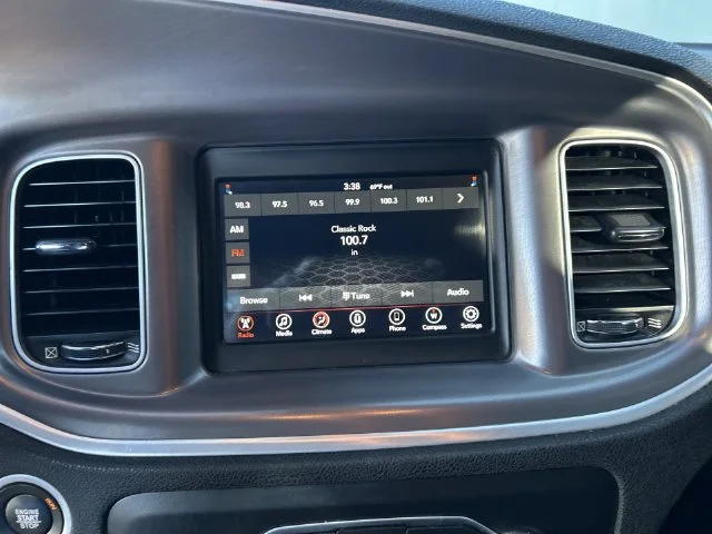 Used 2022 White Dodge SXT image 16