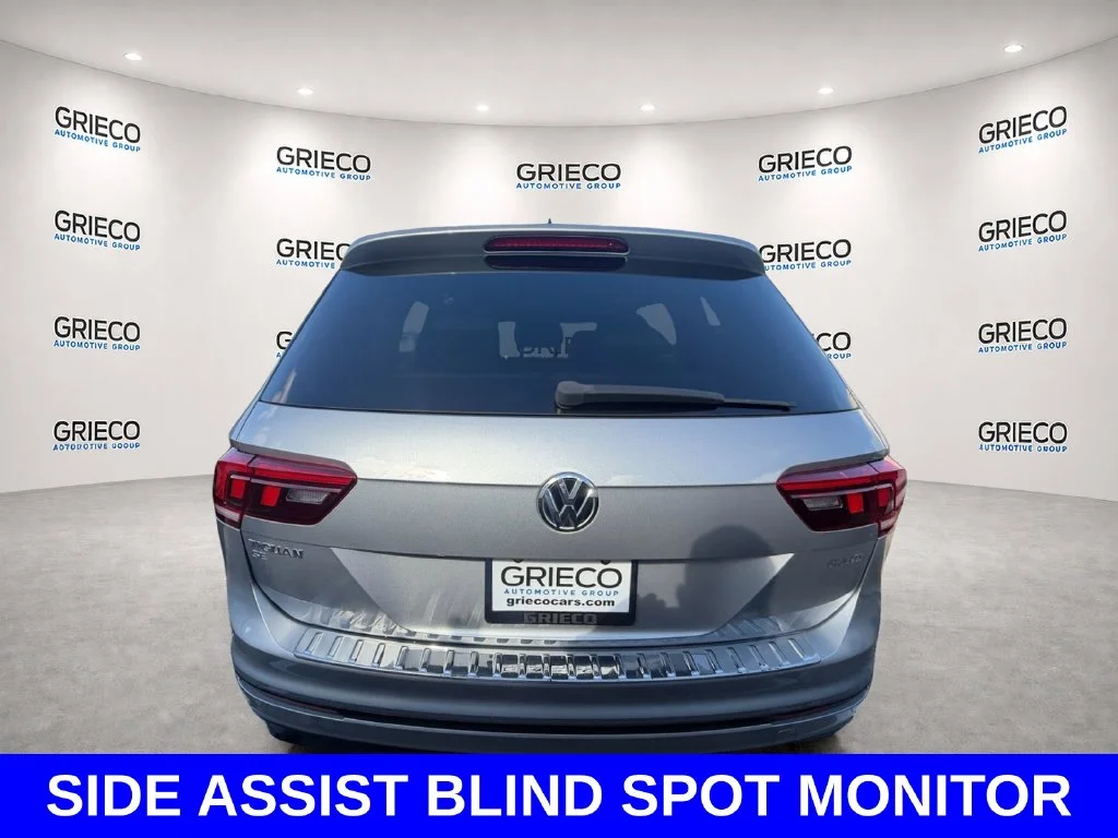 Used 2021 Silver Volkswagen 2.0T SE R-Line Black image 5