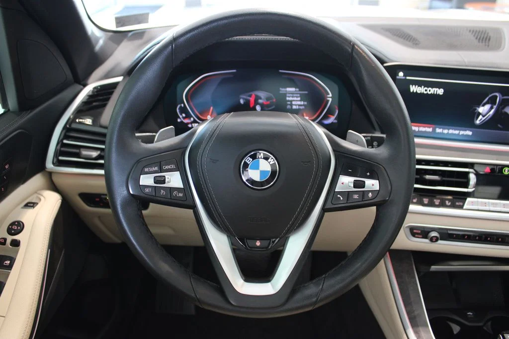 Used 2022 White BMW xDrive40i image 23