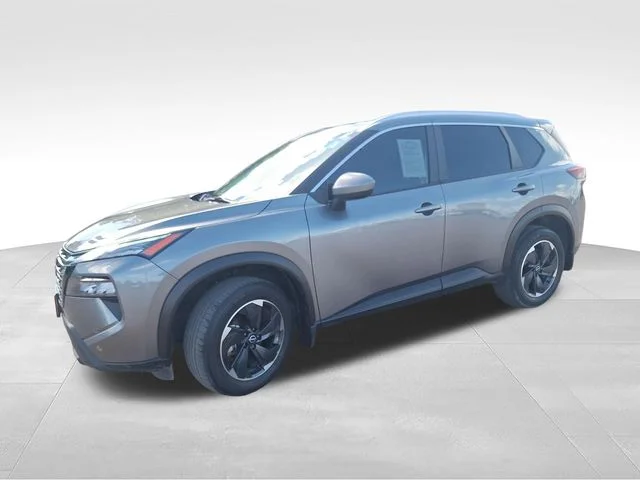 Used 2024 Gray Nissan SV image 4