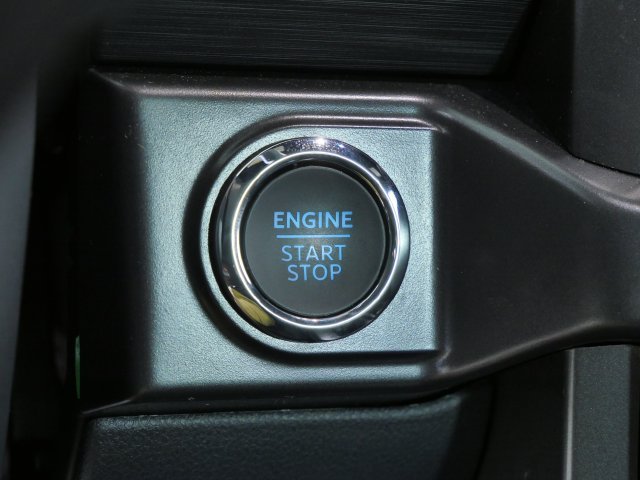 Certified Used 2024 Gray Ford XLT image 24
