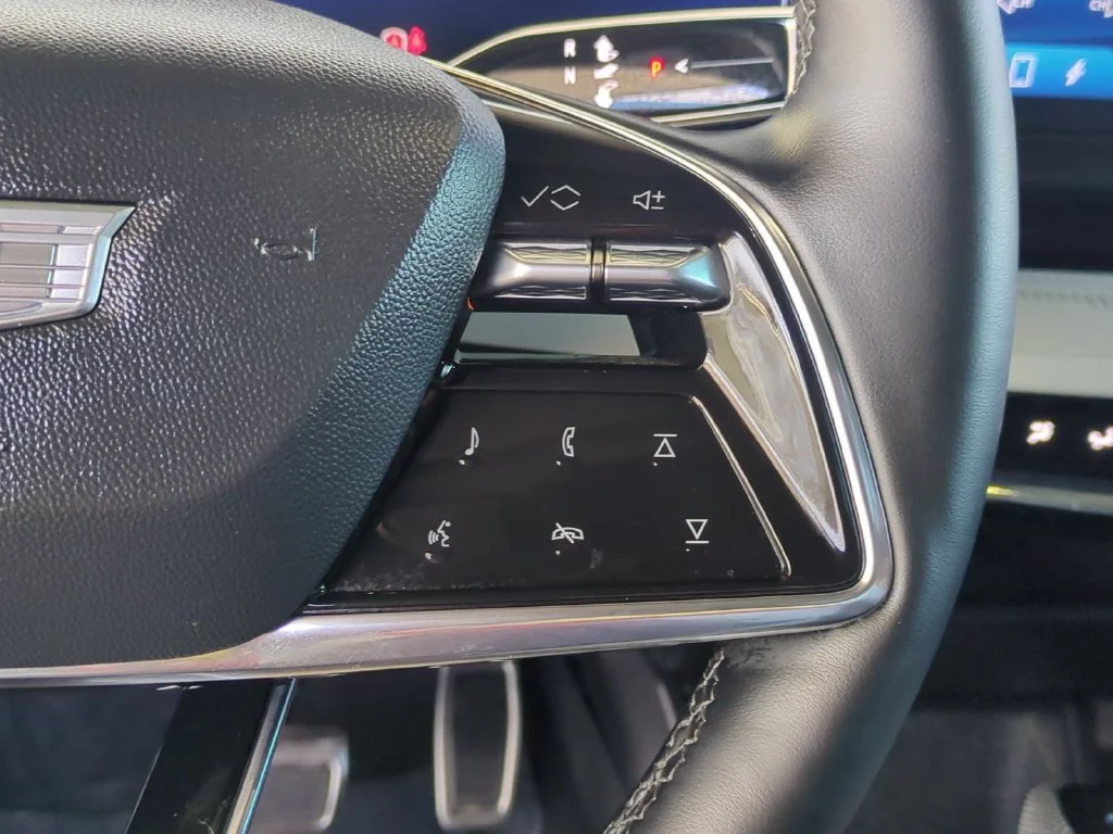 2026 Cadillac OPTIQ Premium Sport - Photo 13