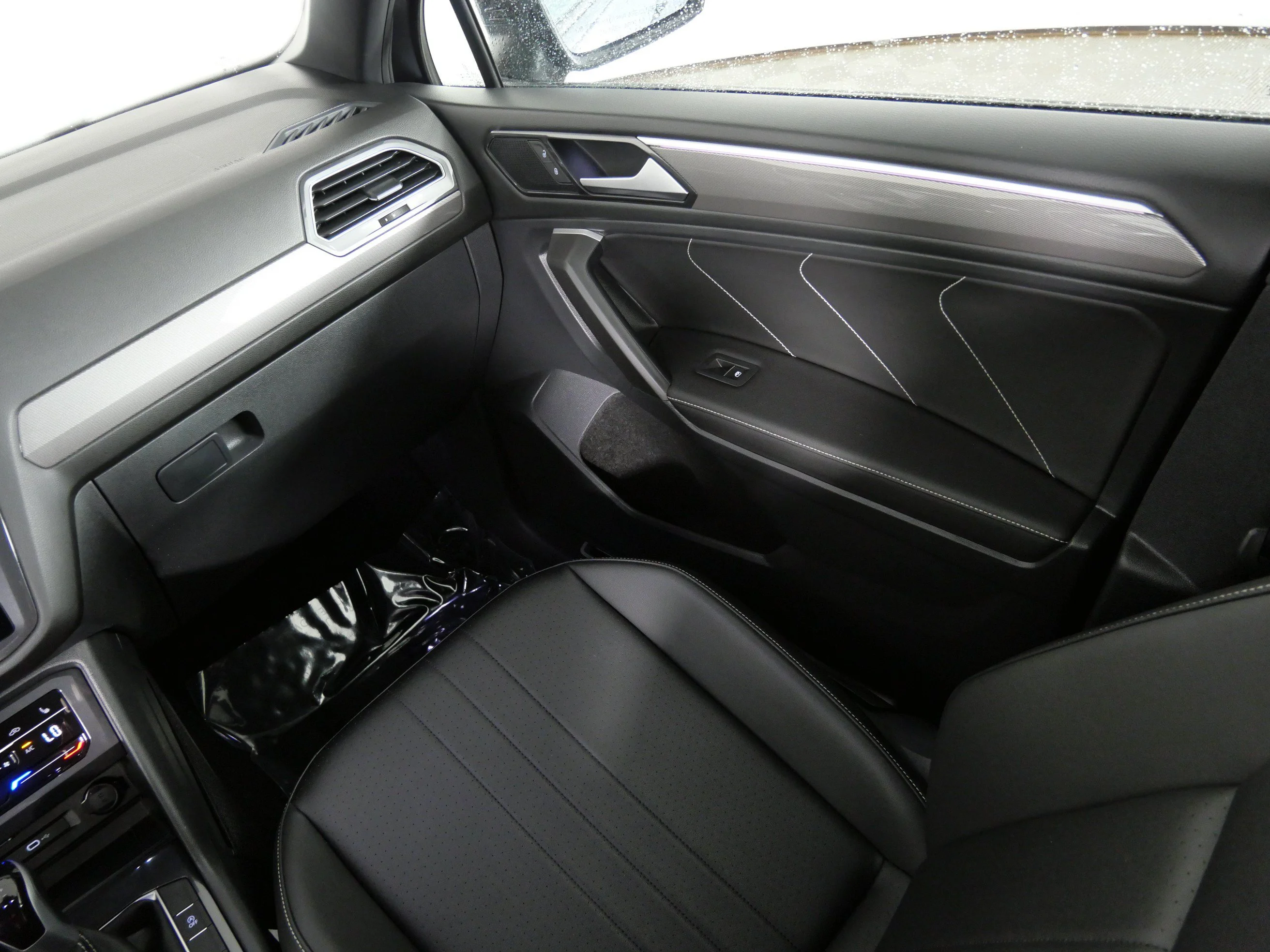 Certified Used 2024 Gray Volkswagen SE R-Line Black image 11