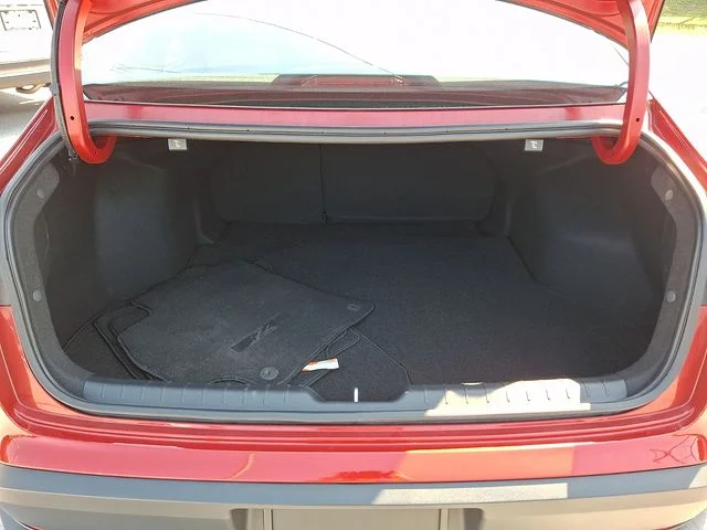 Used 2025 Red Kia EX image 30