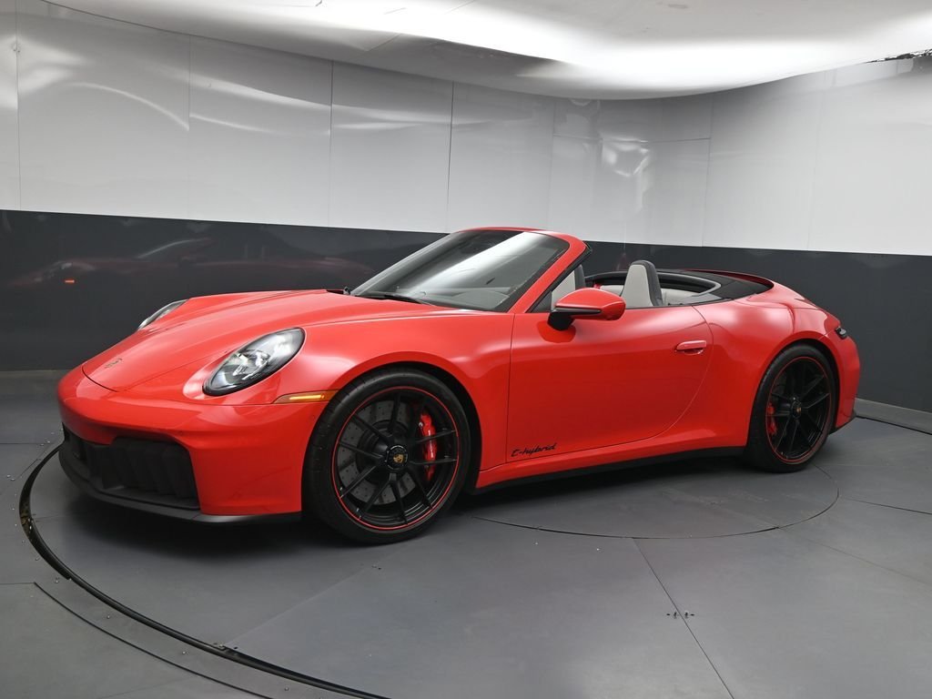 2026 Porsche 911 Carrera 4 GTS Cabriolet's photo