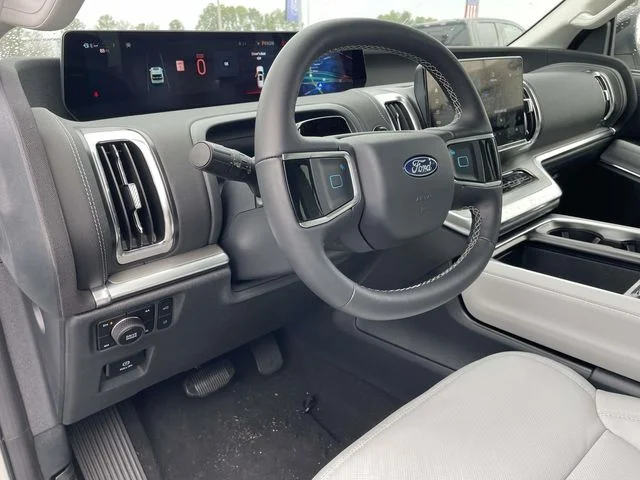 2026 Ford Expedition MAX Platinum - Photo 14