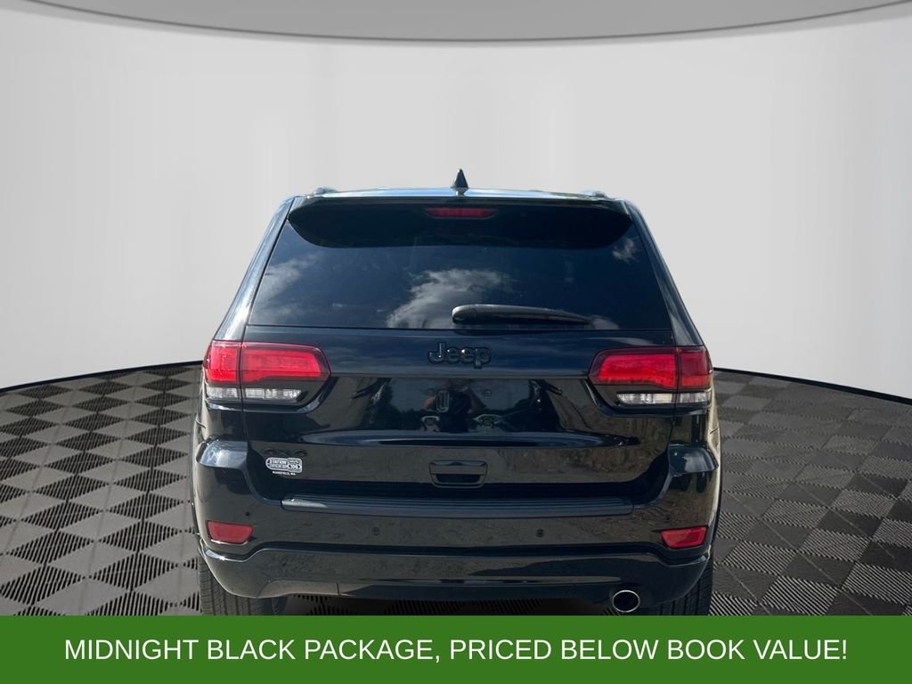 Used 2019 Black Jeep Altitude image 4