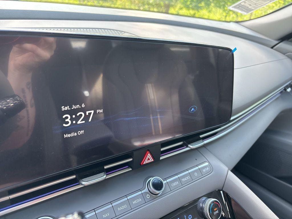 2025 Hyundai Elantra Blue - Photo 26