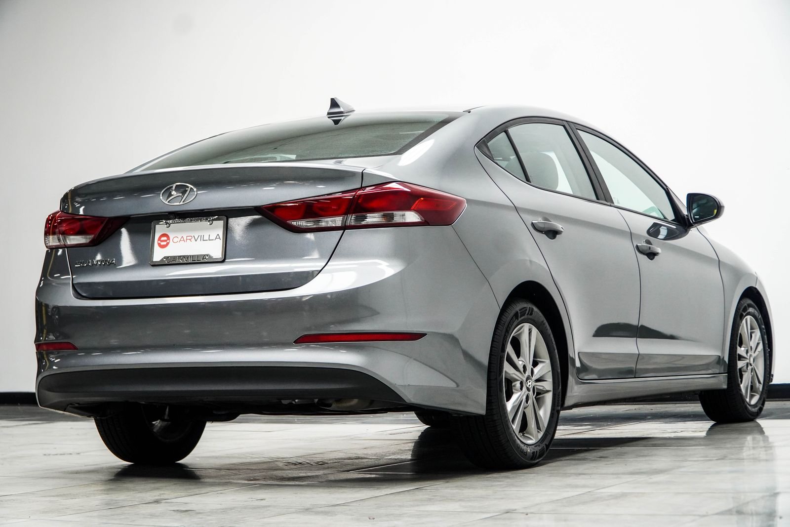 Used 2018 Gray Hyundai Value Edition image 12