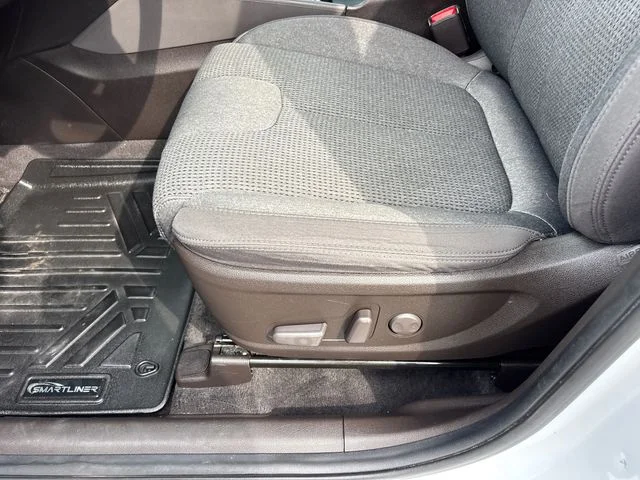 Used 2020 Gray Hyundai SEL image 7