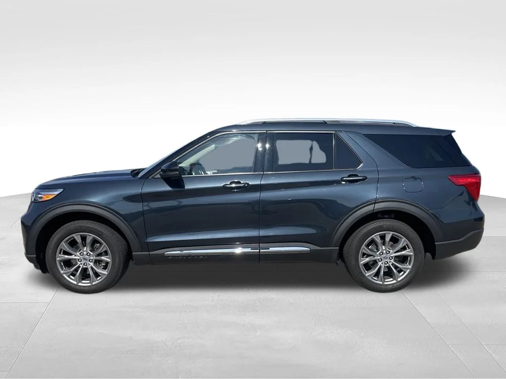 Used 2022 Blue Ford Limited image 30