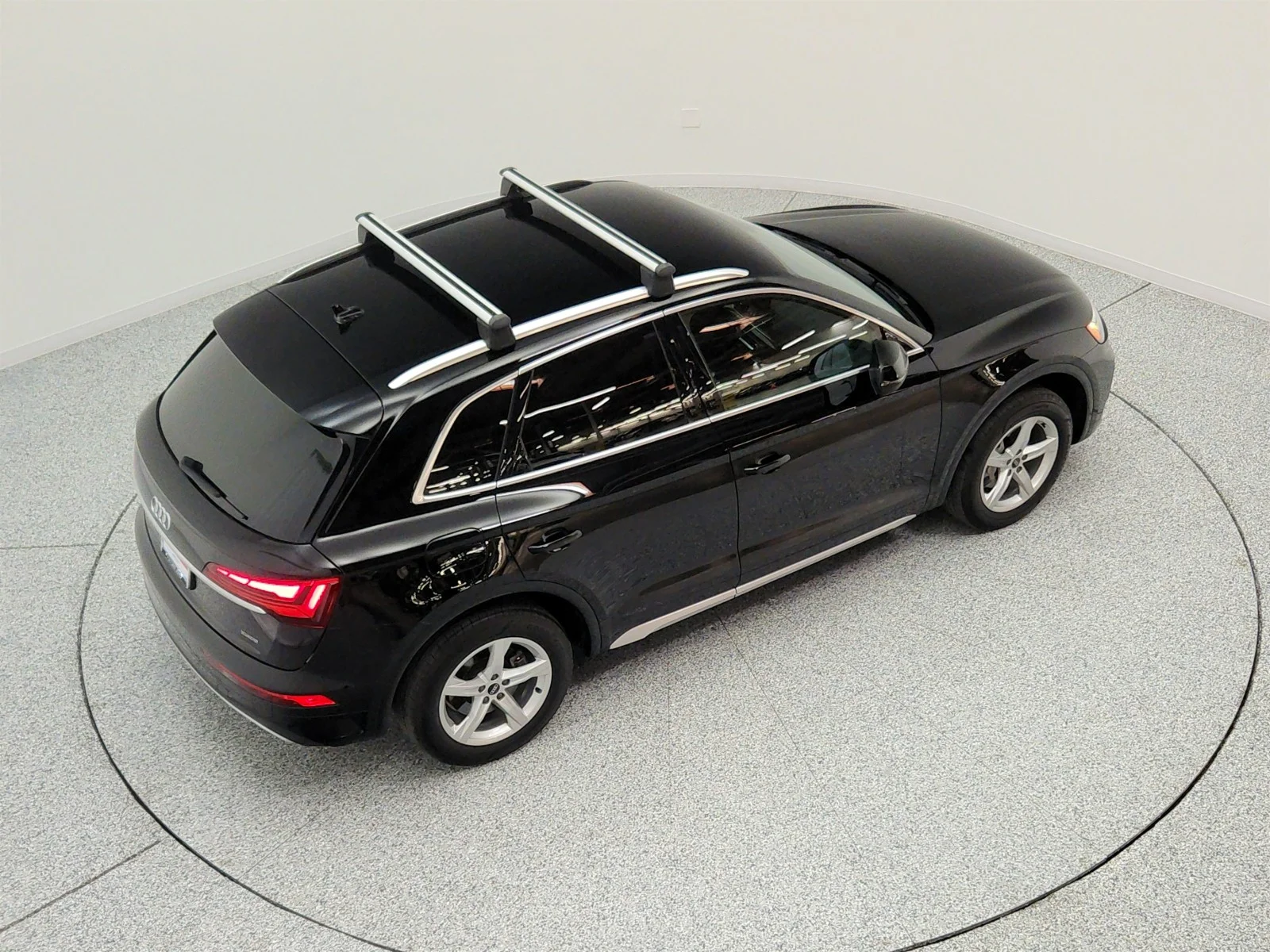 Used 2021 Brilliant Black Audi Premium 45 TFSI quattro image 26